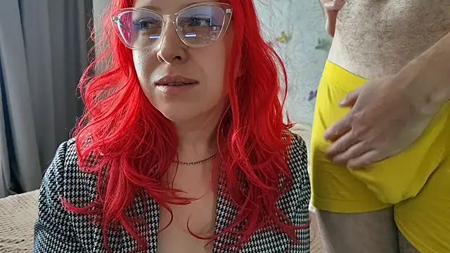 GenrikhBecca online show from 09/26/25, 07:01