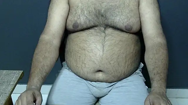 hairysubcub 70 online show from 01/31/25, 01:45