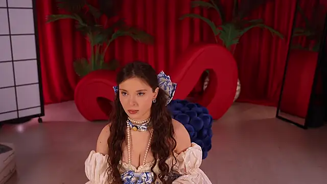 KittyCaitlin online show from 10/20/25, 07:58