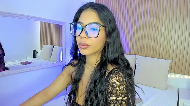 GenesisRuiz online show from 01/22/25, 10:40