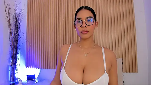 GenesisRuiz online show from 06/29/26, 10:48