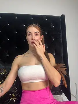 Snapshot of SofiaCarter chatting on 12/28/24, 02:22 SofiaCarter online show from 12/28/24, 02:22