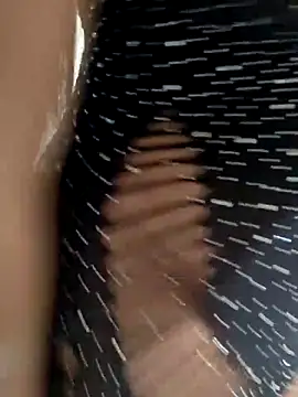 Snapshot of NeydeHotWife chatting on 02/24/25, 08:03 NeydeHotWife online show from 02/24/25, 08:03
