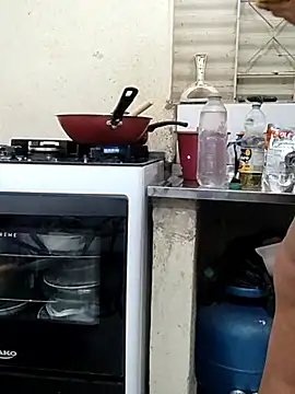 Snapshot of NeydeHotWife chatting on 10/07/25, 05:21 NeydeHotWife online show from 10/07/25, 05:21