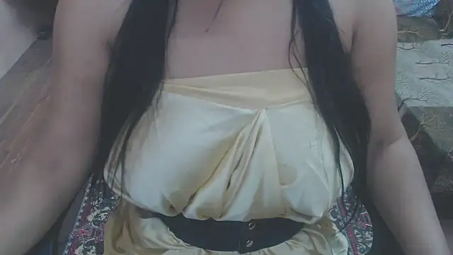 Snapshot of Mahikhanna_ chatting on 02/05/26, 07:18 Mahikhanna online show from 02/05/26, 07:18