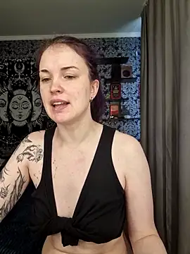 LazyTanukii online show from 05/21/26, 07:15