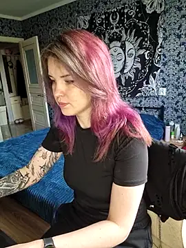 LazyTanukii online show from 06/17/26, 06:38