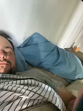 Snapshot of carlos01172011 chatting on 10/20/25, 10:38 carlos01172011 online show from 10/20/25, 10:38