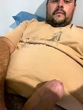 Snapshot of carlos01172011 chatting on 10/22/25, 09:47 carlos01172011 online show from 10/22/25, 09:47