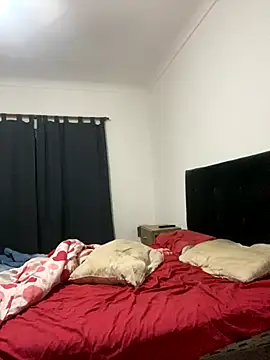 carlos01172011 online show from 12/17/25, 12:00