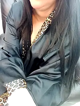 Queen sousou online show from 01/31/25, 11:03