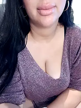 Snapshot of Queen_sousou chatting on 09/19/25, 09:04 Queen sousou online show from 09/19/25, 09:04