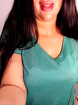 Snapshot of Queen_sousou chatting on 09/20/25, 07:26 Queen sousou online show from 09/20/25, 07:26