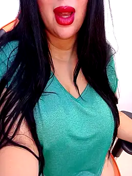 Snapshot of Queen_sousou chatting on 10/03/25, 07:44 Queen sousou online show from 10/03/25, 07:44