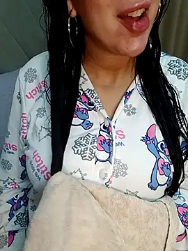 Snapshot of Queen_sousou chatting on 12/03/25, 11:25 Queen sousou online show from 12/03/25, 11:25