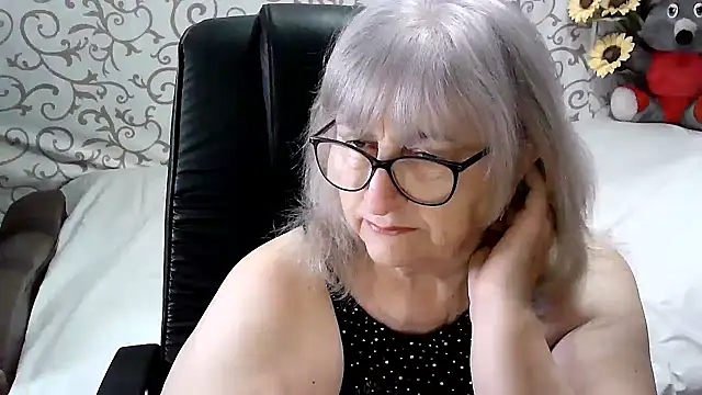 LolkaAlyss online show from 02/17/25, 08:41