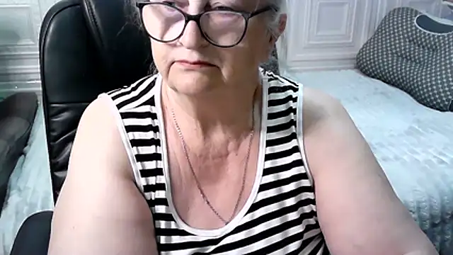 LolkaAlyss online show from 04/30/26, 08:57