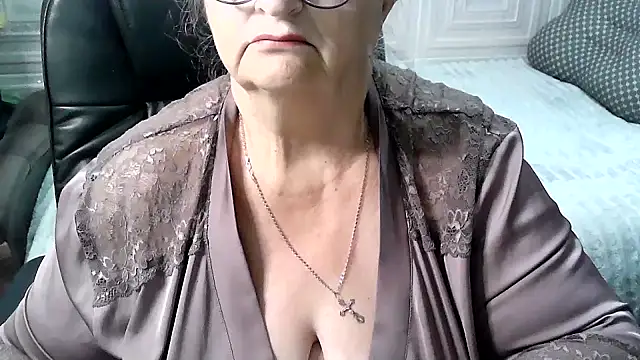 LolkaAlyss online show from 05/15/26, 06:42
