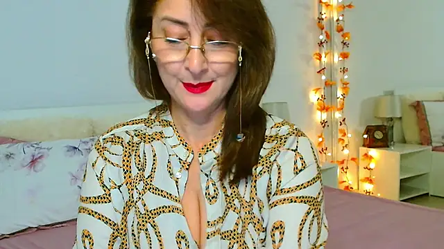 Tyana40 online show from 11/10/25, 07:18