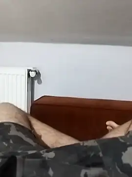 Aykut1990 online show from 10/15/25, 04:40