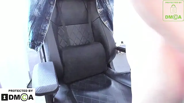 Snapshot of Seans1million chatting on 02/28/25, 04:10 Seans1million online show from 02/28/25, 04:10