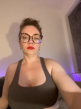 FemDom RubyKnightXXO online show from 09/11/25, 09:15