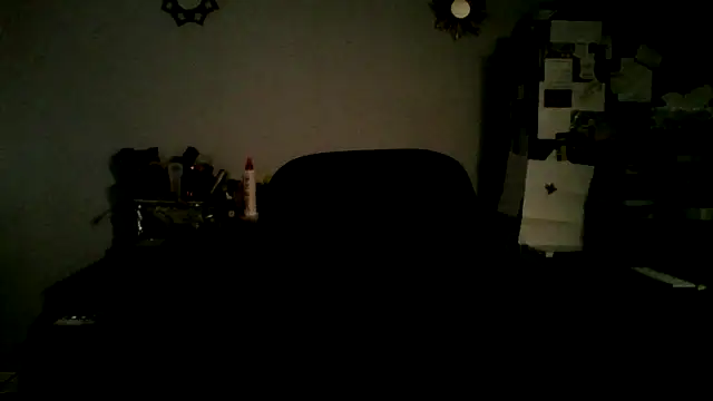 Snapshot of XTRAHORNYONE chatting on 10/12/25, 12:53 XTRAHORNYONE online show from 10/12/25, 12:53