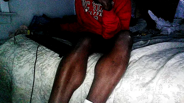 Snapshot of RinsingWood84 chatting on 01/12/25, 08:25 RinsingWood84 online show from 01/12/25, 08:25