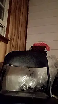 Snapshot of RinsingWood84 chatting on 09/26/25, 02:15 RinsingWood84 online show from 09/26/25, 02:15