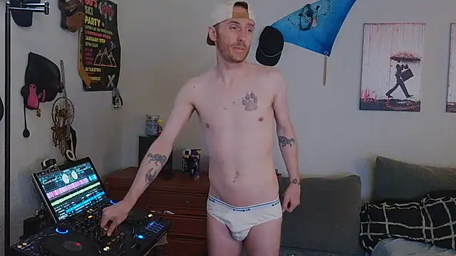 pyrowuff online show from 07/29/26, 04:10