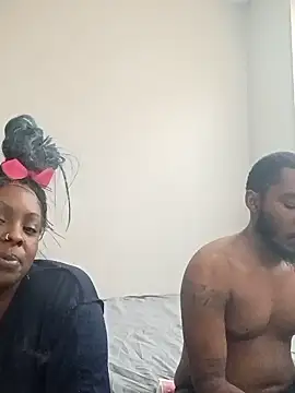 Snapshot of DancingLemonade chatting on 12/17/25, 08:37 DancingLemonade online show from 12/17/25, 08:37