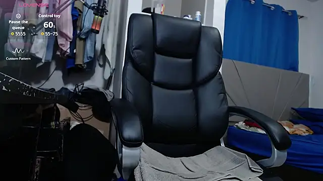 lewislamxxx hot online show from 09/12/25, 09:15