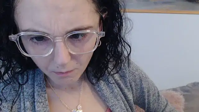 Snapshot of cleophee chatting on 03/22/26, 07:56 cleophee online show from 03/22/26, 07:56