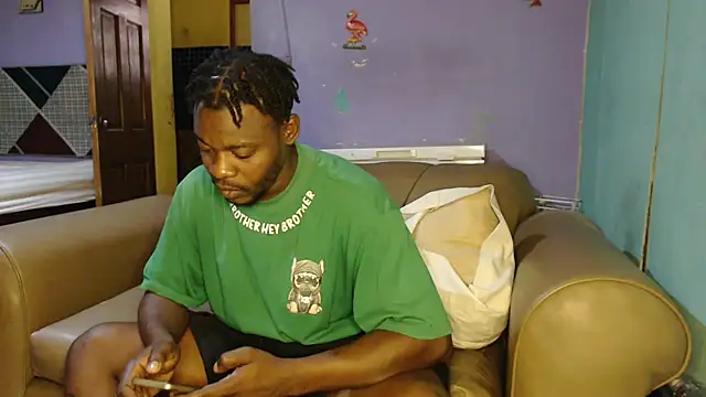 Snapshot of Tirichexxx chatting on 12/14/24, 03:36 Tirichexxx online show from 12/14/24, 03:36