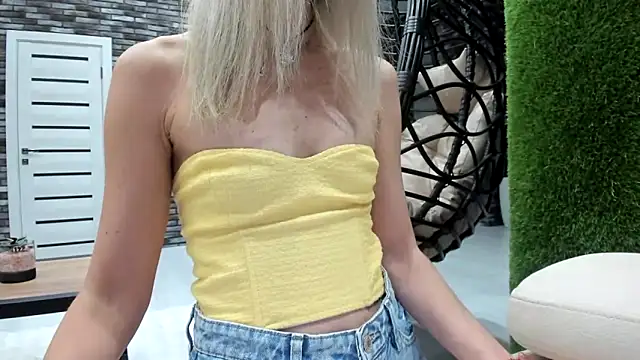 StarryHanna online show from 04/29/26, 06:58