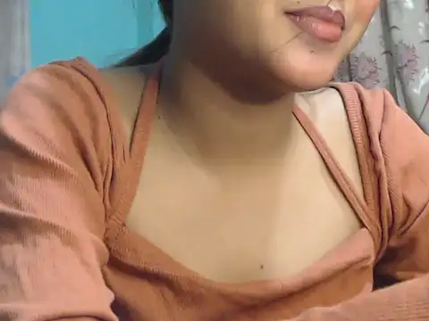 NancyRuvi online show from 10/06/25, 03:09