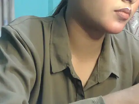 NancyRuvi online show from 10/07/25, 03:42