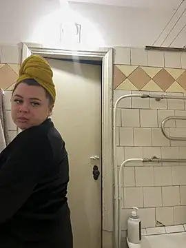 Sara Slow online show from 12/14/24, 06:41