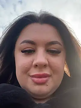 Sara Slow online show from 02/03/25, 01:08