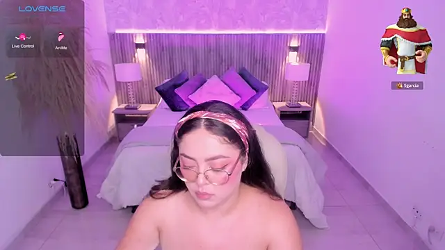 emmy walker online show from 10/23/25, 11:09