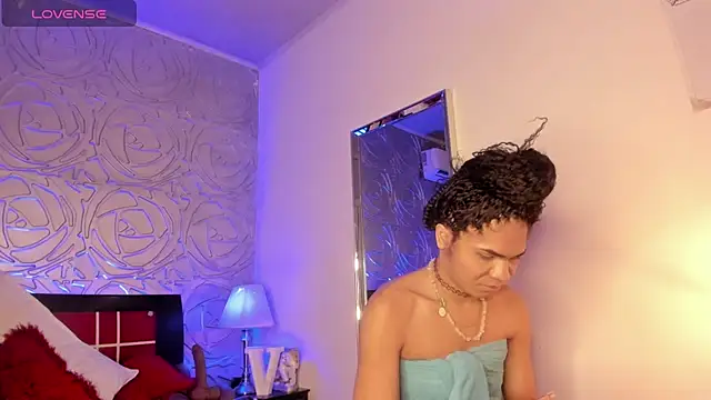 vennus1  online show from 01/28/25, 01:27