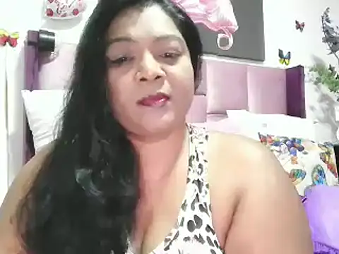 IndianDelia online show from 02/20/25, 07:41