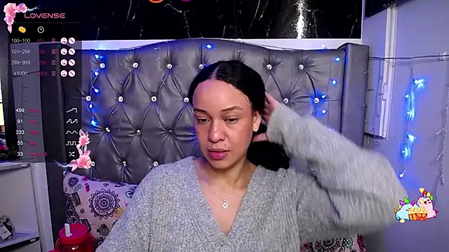 LAILAGUMMY online show from 12/19/24, 05:50