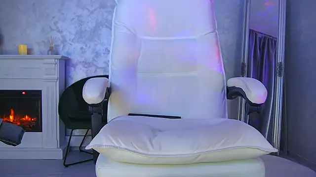 Snapshot of Michelle90u chatting on 09/24/25, 07:17 Michelle90u online show from 09/24/25, 07:17