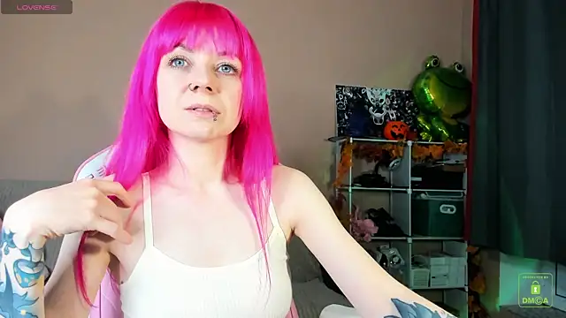 AmyRose6969 online show from 11/08/25, 05:07