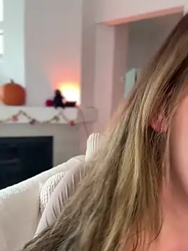 SerenaCloud online show from 10/24/25, 06:48