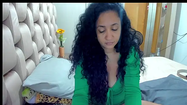 alaskmiller1 online show from 01/12/25, 01:00