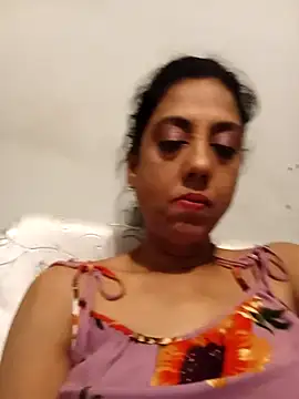 Snapshot of Mahi4luv chatting on 09/18/25, 10:34 Mahi4luv online show from 09/18/25, 10:34