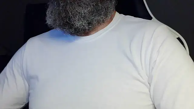 Snapshot of usdirtymikee9 chatting on 12/01/25, 08:08 usdirtymikee9 online show from 12/01/25, 08:08