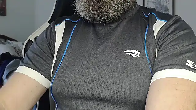 Snapshot of usdirtymikee9 chatting on 12/04/25, 06:38 usdirtymikee9 online show from 12/04/25, 06:38